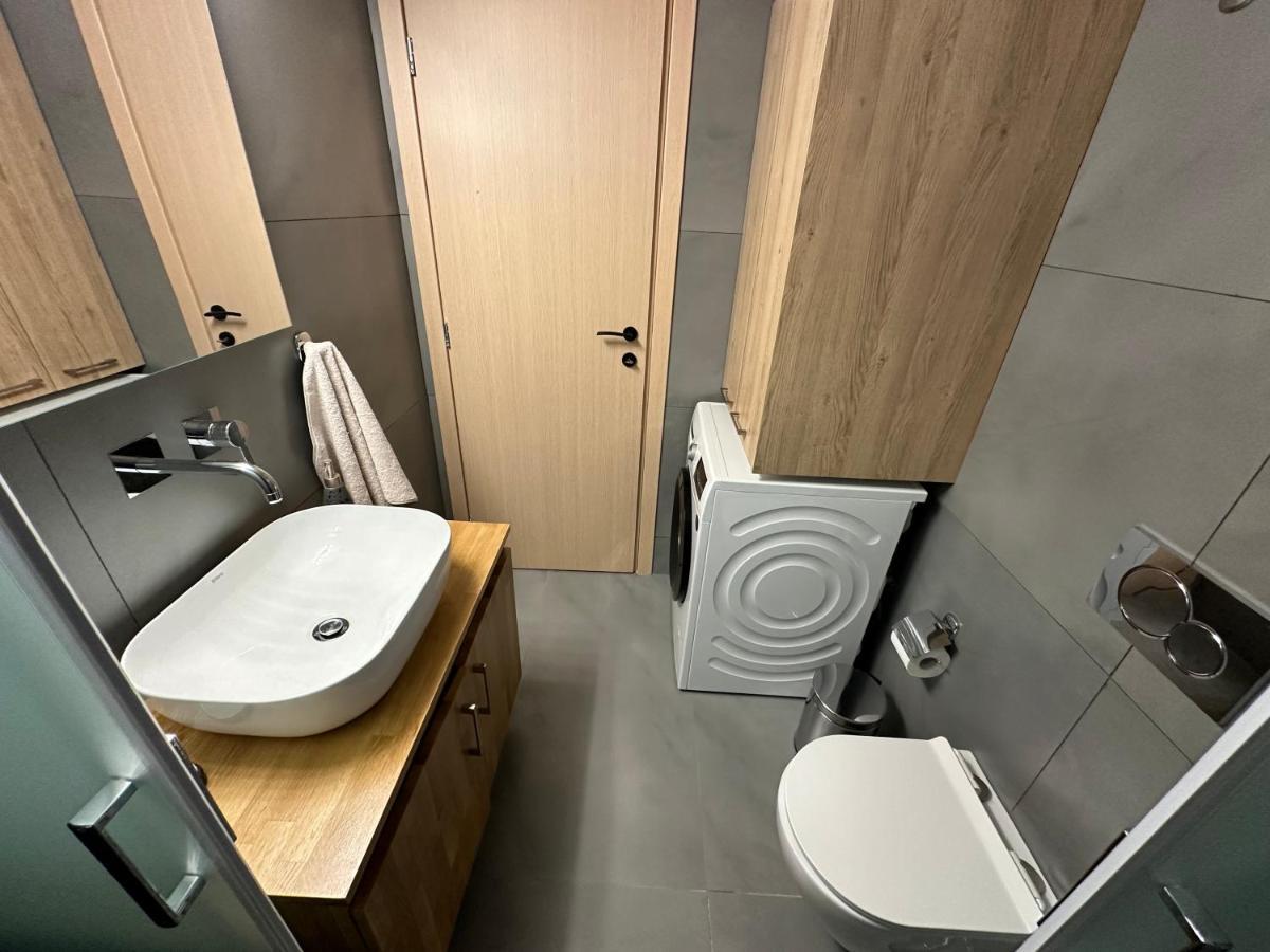 אתונה Vasilis Luxury Apartment מראה חיצוני תמונה